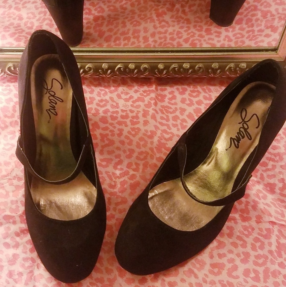 Ladies Shoes